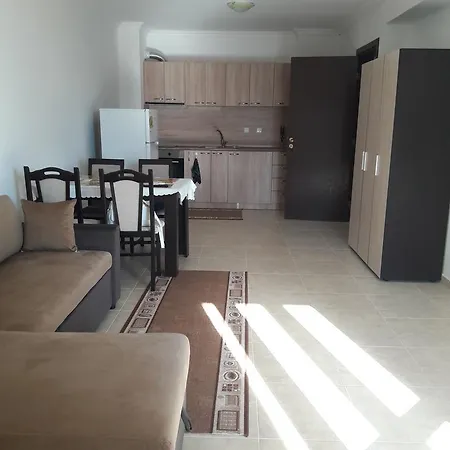 Apartment At Fregata *